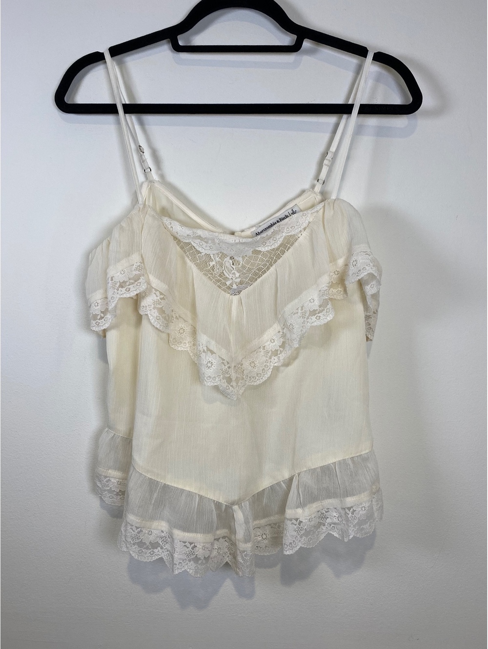 NWT Abercrombie & Fitch Lace Trim Ruffle Cami Top Ivory Cream Y2K Boho Fairycore
